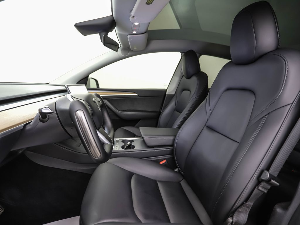 Thumbnail: 2023 Tesla Model Y - 11