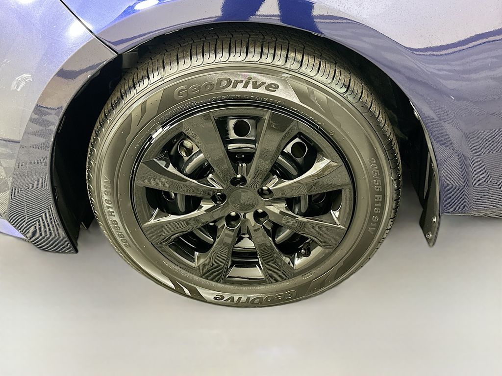 Thumbnail: 2024 Toyota Corolla - 30