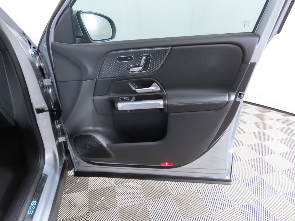 2024 Mercedes-Benz EQB 250+ 26