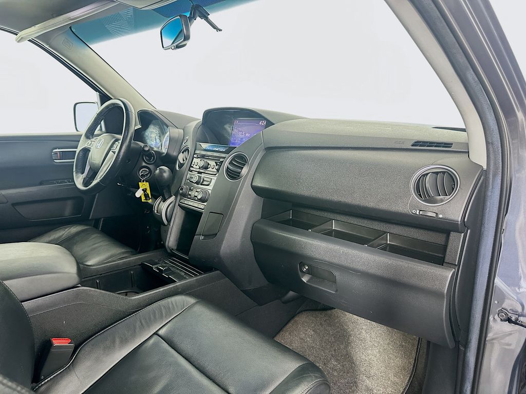 Thumbnail: 2012 Honda Pilot - 31