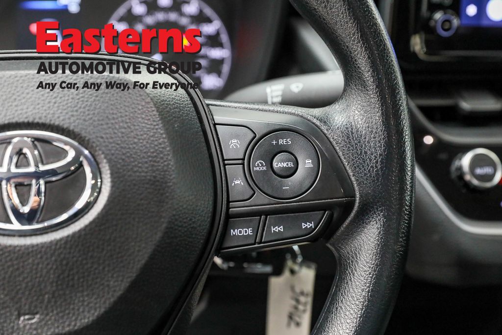 2024 Toyota Corolla LE - Photo 16