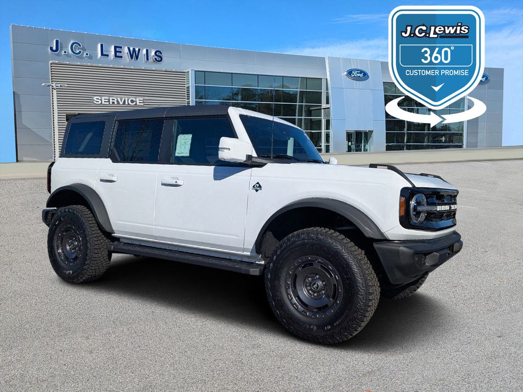 2024 Ford Bronco Outer Banks