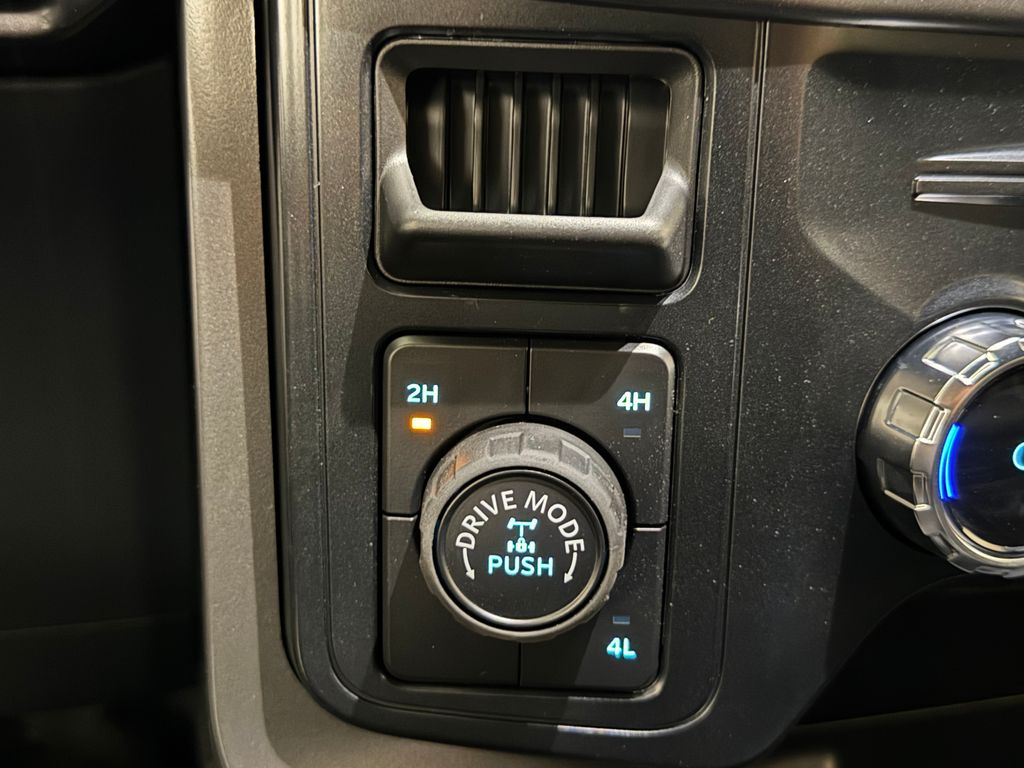 New 2026 White Ford Tremor image 33