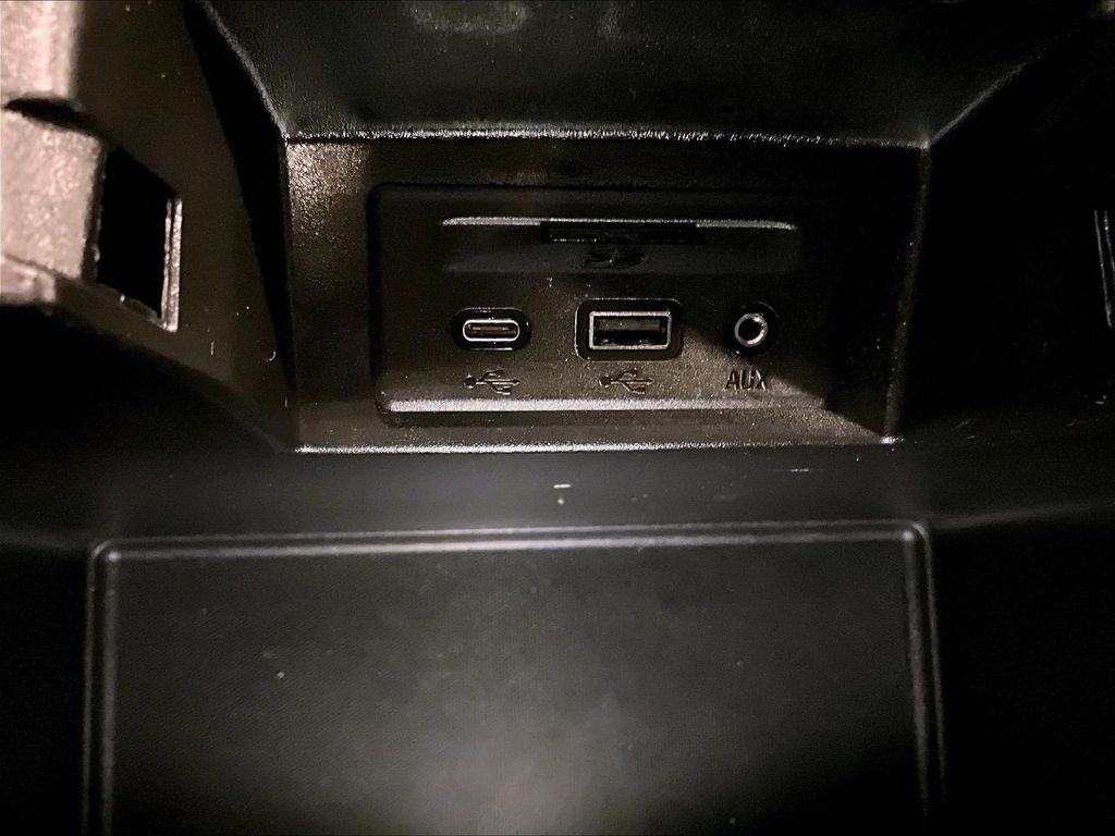 2022 Chevrolet Silverado 1500 LTD — photo 27