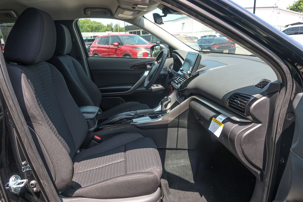 2026 Mitsubishi Eclipse Cross ES
