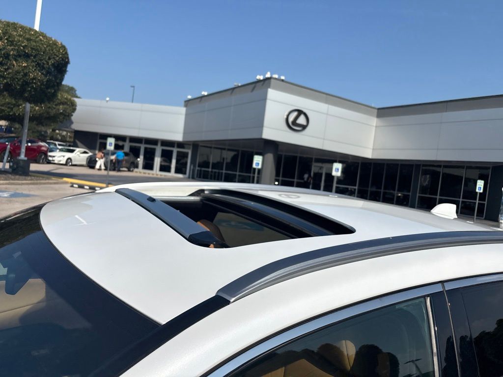 Thumbnail: 2026 Lexus RX - 10