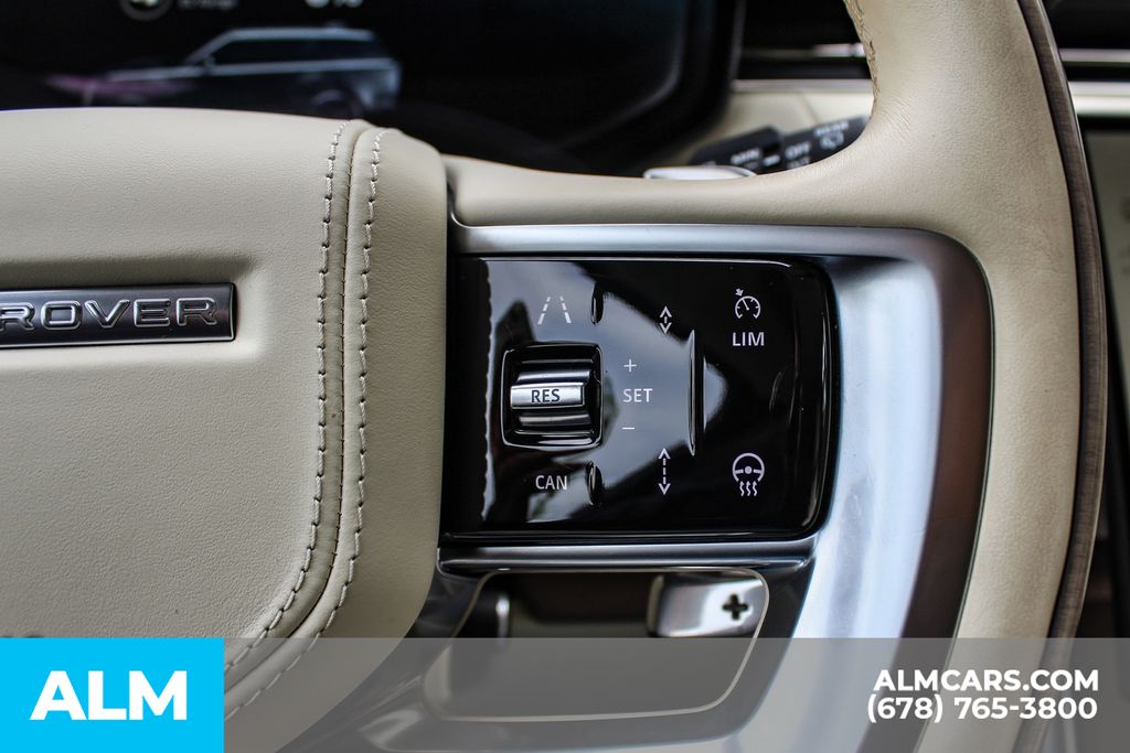 Used 2025 Gray Land Rover SE image 27
