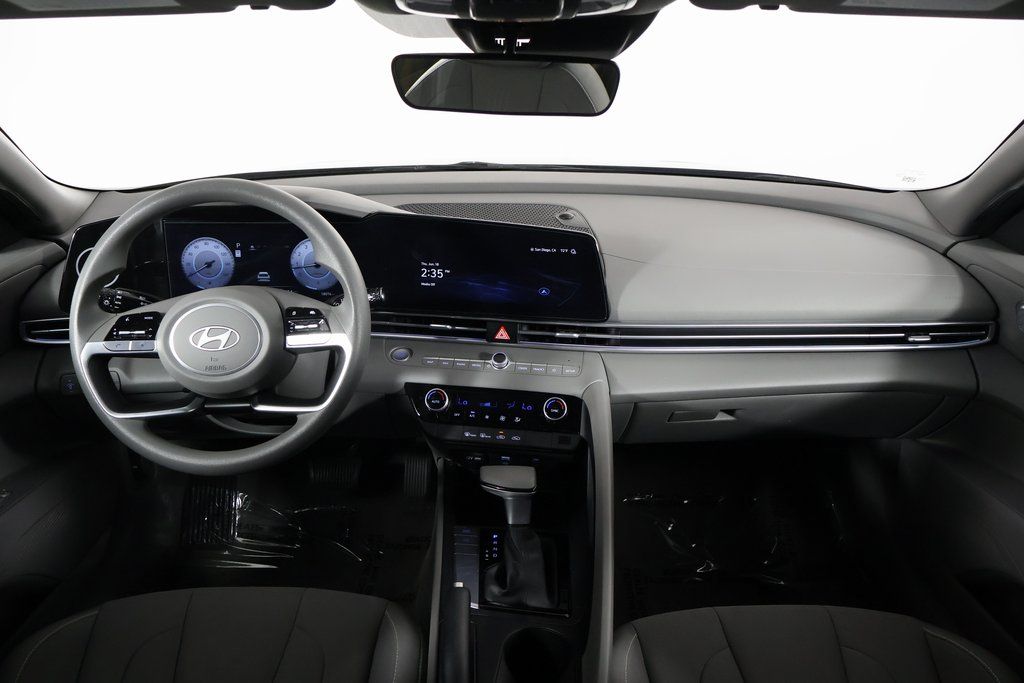 Thumbnail: 2024 Hyundai Elantra - 8