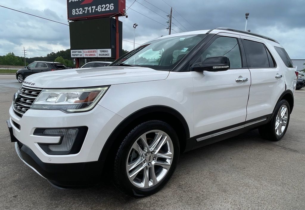 2017 Ford Explorer XLT White at Bayway Chrysler Dodge Jeep Ram