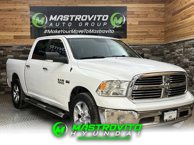 Bright White Clearcoat 2015 RAM 1500 Pickup Truck Four-Wheel Drive 8-Speed Automatic