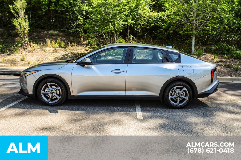 Used 2025 Gray Kia LXS image 6