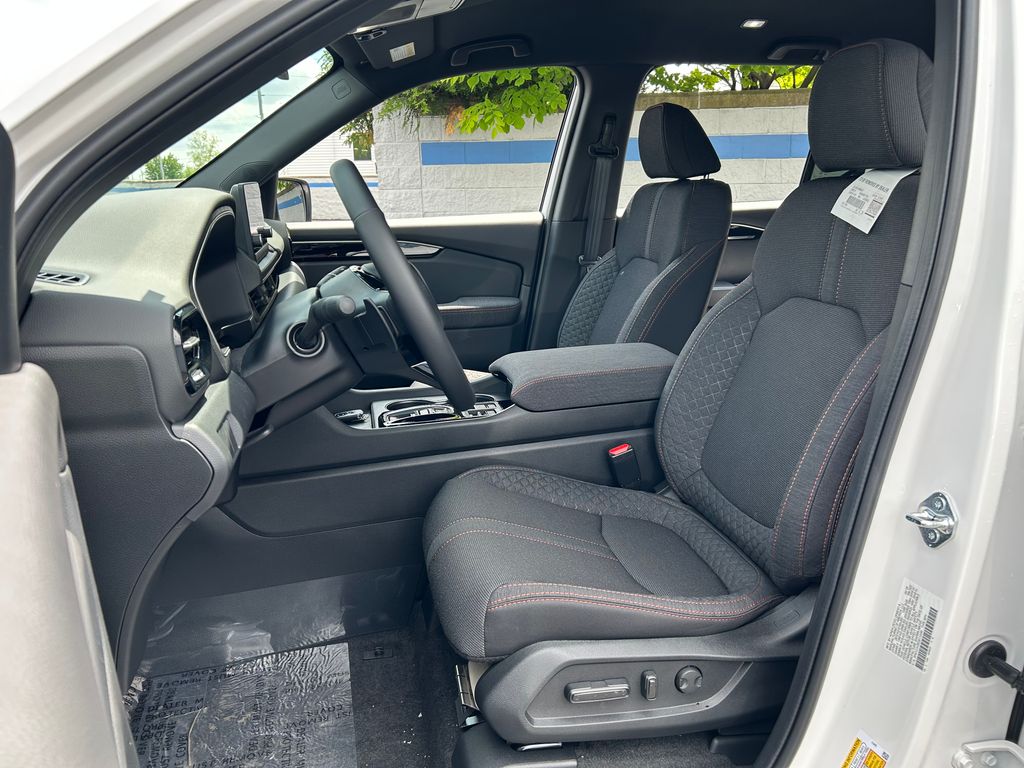 2025 Honda Pilot Sport 15