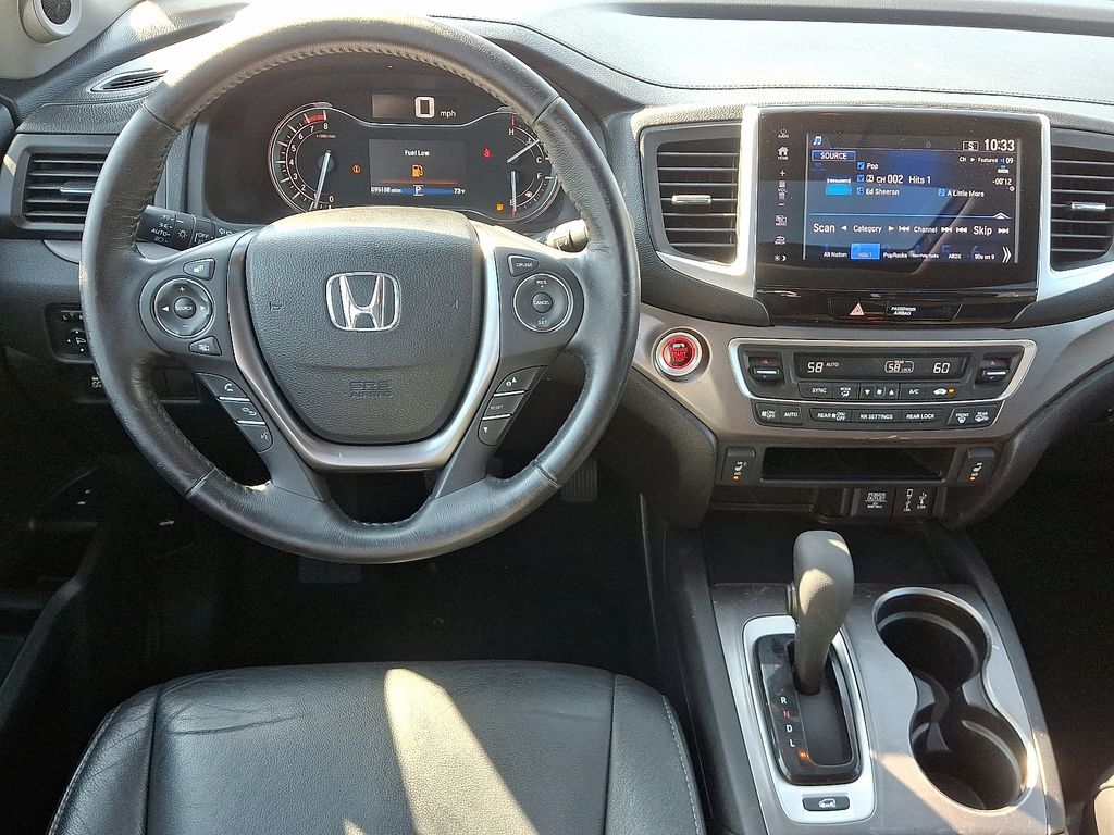 Thumbnail: 2018 Honda Pilot - 12