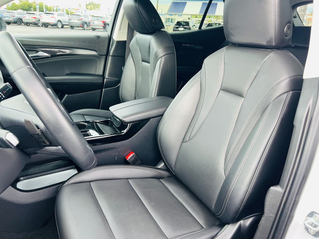 Thumbnail: 2025 Buick Envision - 16