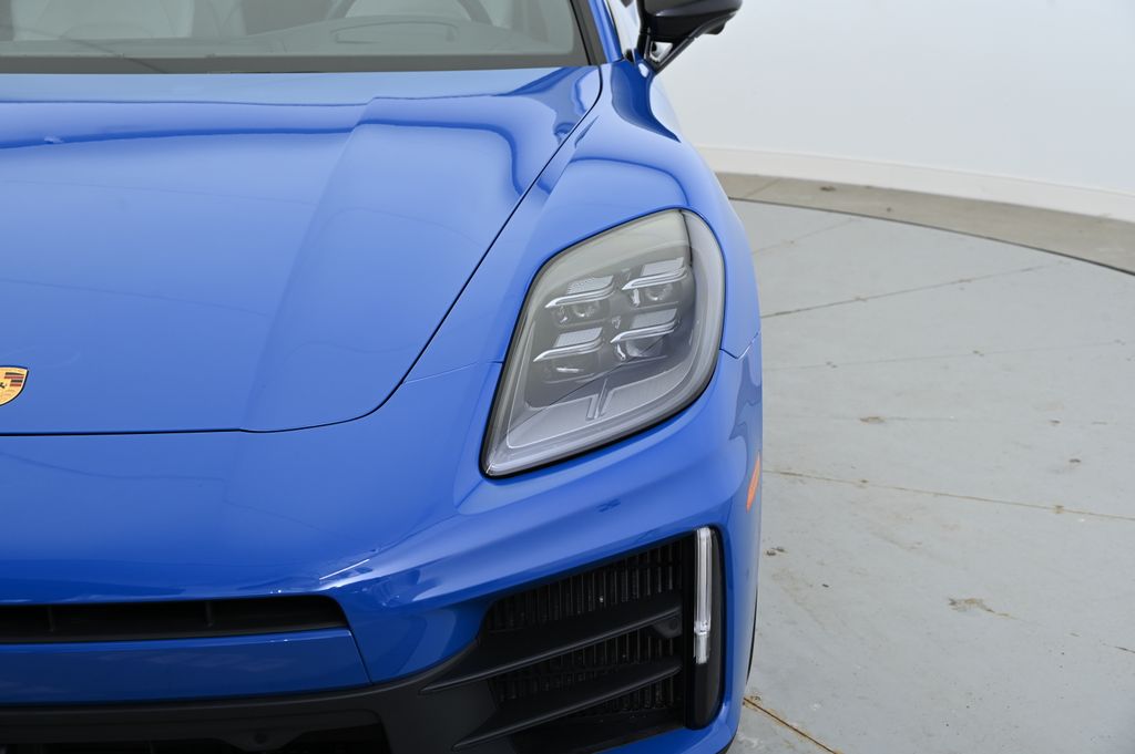Thumbnail: 2024 Porsche Panamera - 12