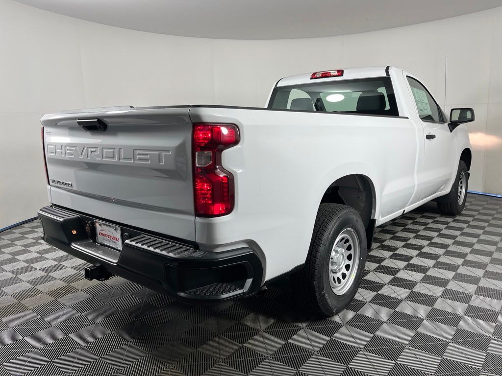 Thumbnail: 2026 Chevrolet Silverado 1500 - 5