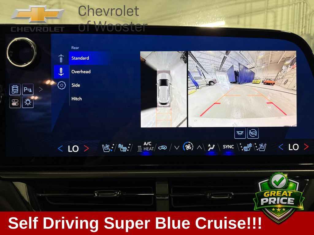 2025 Chevrolet Equinox EV RS - Photo 17