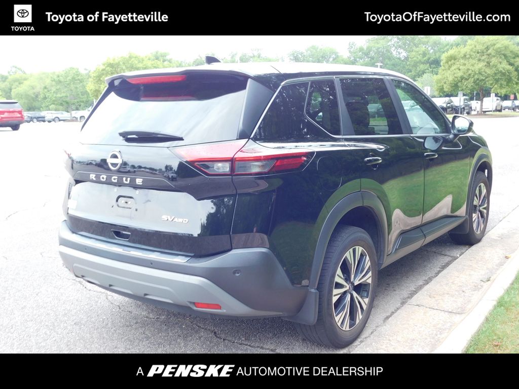 Thumbnail: 2023 Nissan Rogue - 10