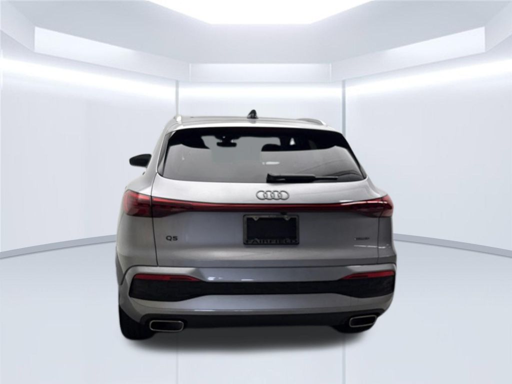 Thumbnail: 2025 Audi Q5 - 7