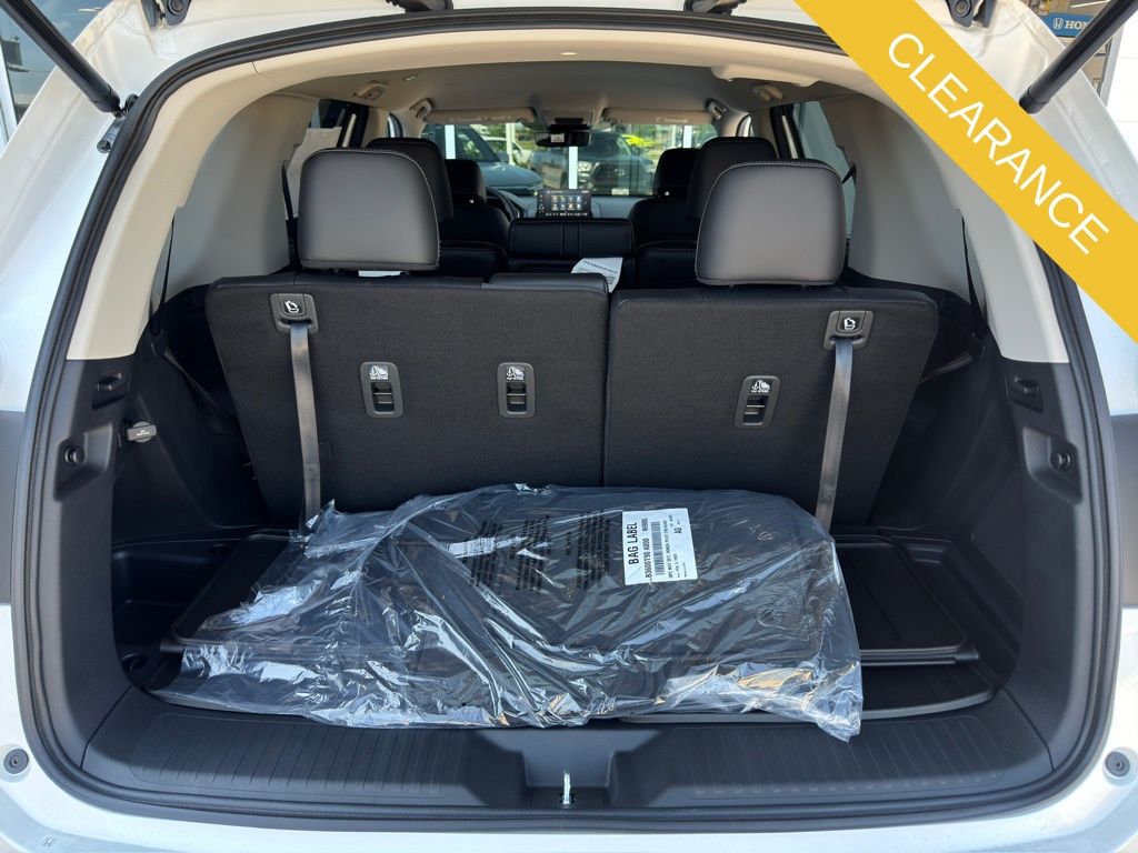 2025 Honda Pilot EX-L White at Bayway Cadillac of The Woodlands