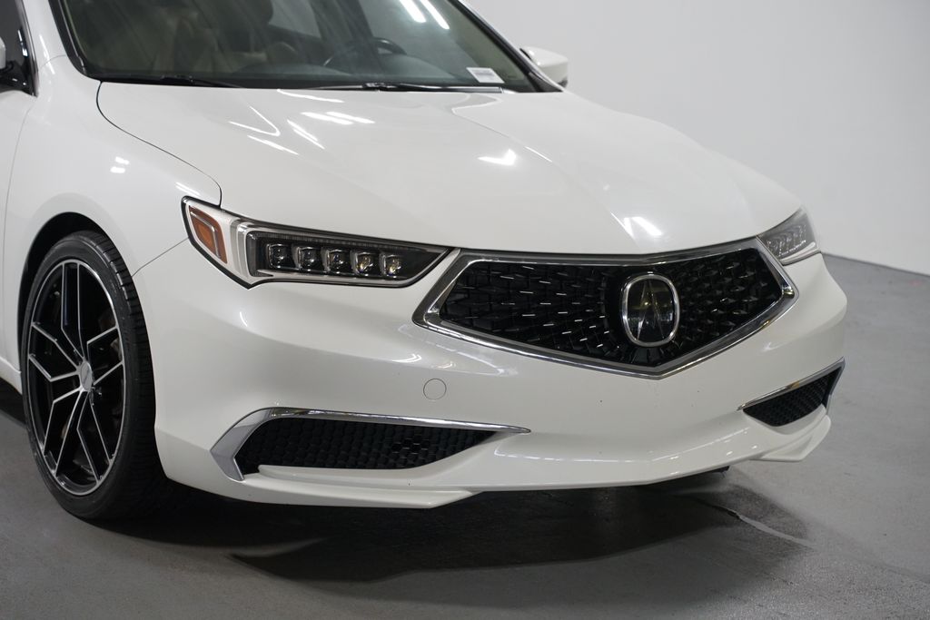 Thumbnail: 2018 Acura TLX - 4