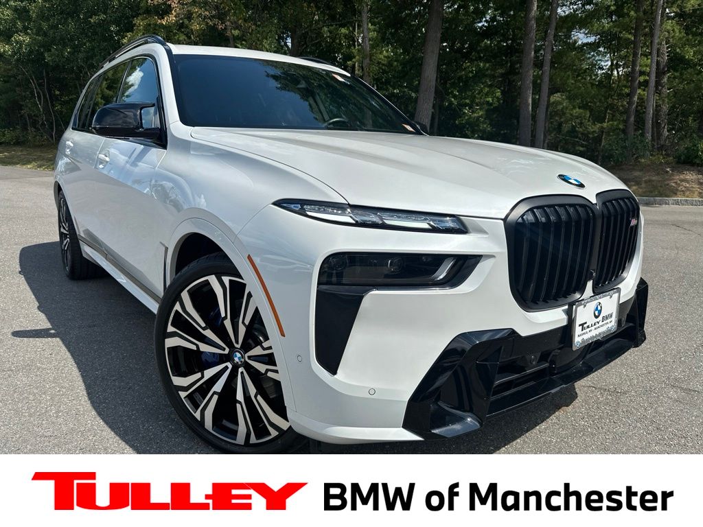  2025 BMW X7 M60i AWD   
