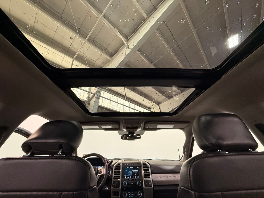 2017 Ford F-350SD Lariat