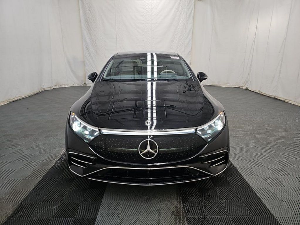 Used 2023 Black Mercedes-Benz 450 image 3