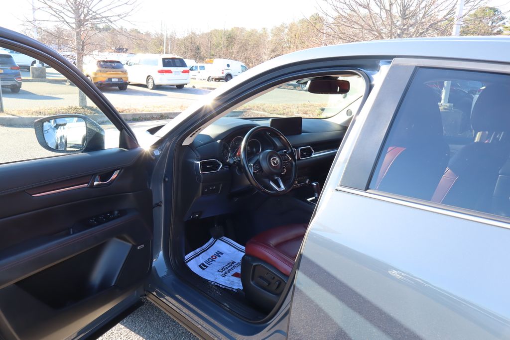 2021 Mazda CX-5 Carbon Edition 12