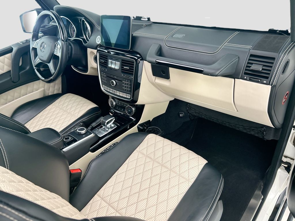 Thumbnail: 2017 Mercedes-Benz G-Class - 16
