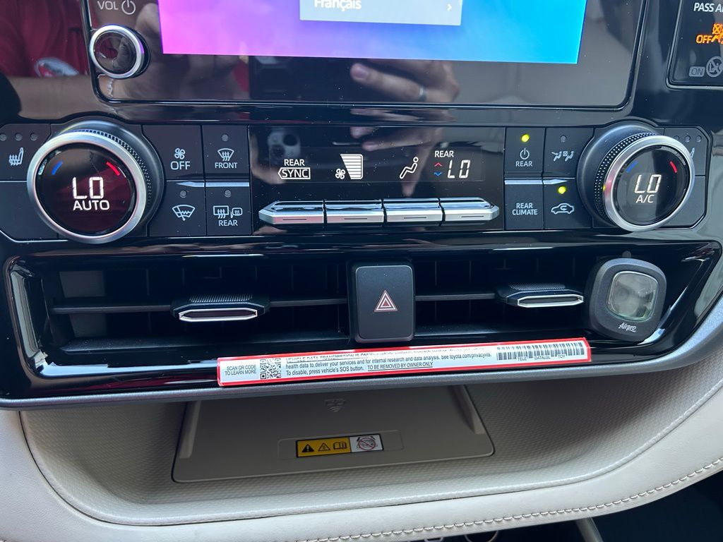 Thumbnail: 2024 Toyota Highlander - 26