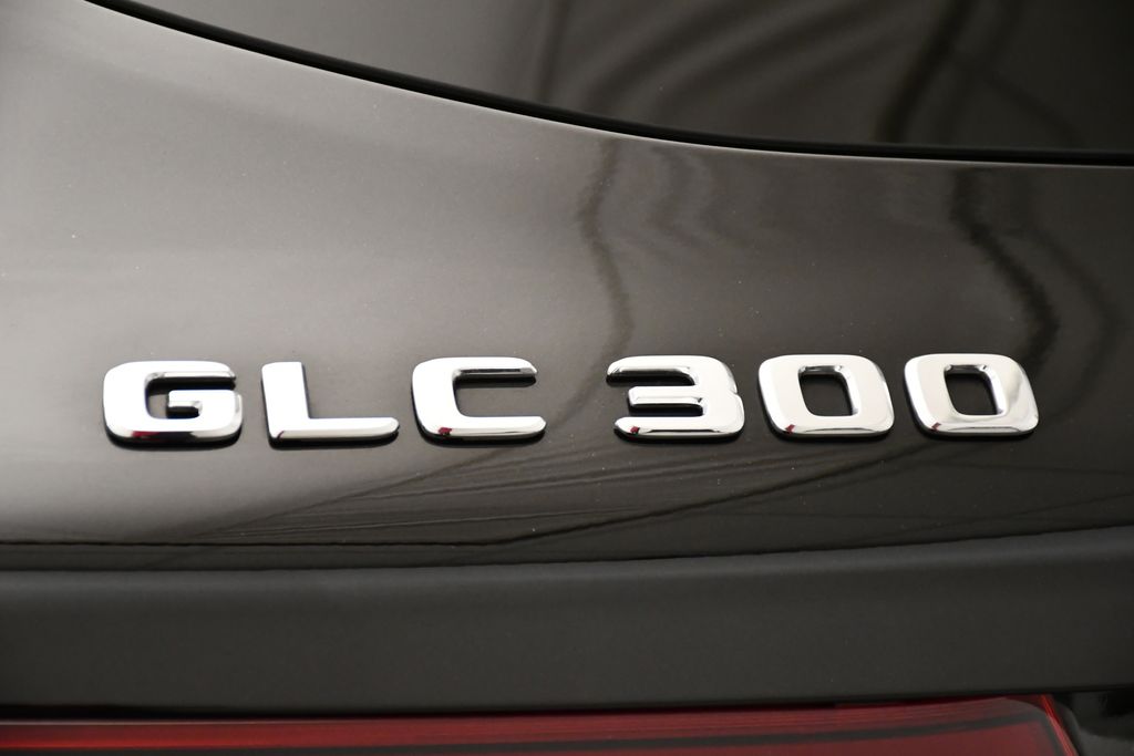 Thumbnail: 2022 Mercedes-Benz GLC - 9