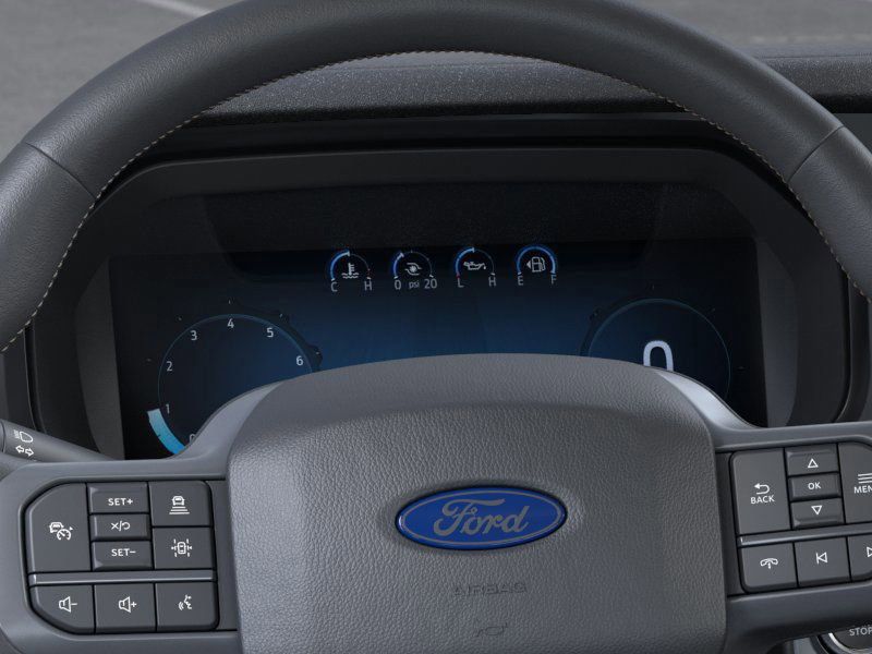 New 2025 Ford F-150 SuperCrew 6.5' Box Lariat