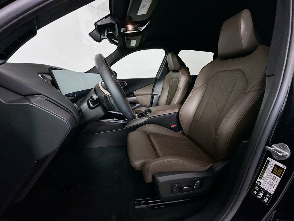 Thumbnail: 2025 BMW X3 - 21