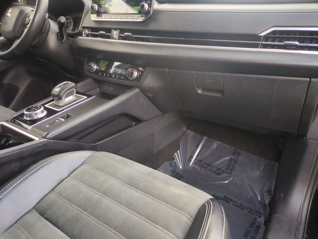 2024 Mitsubishi Outlander SE 2.5 2WD