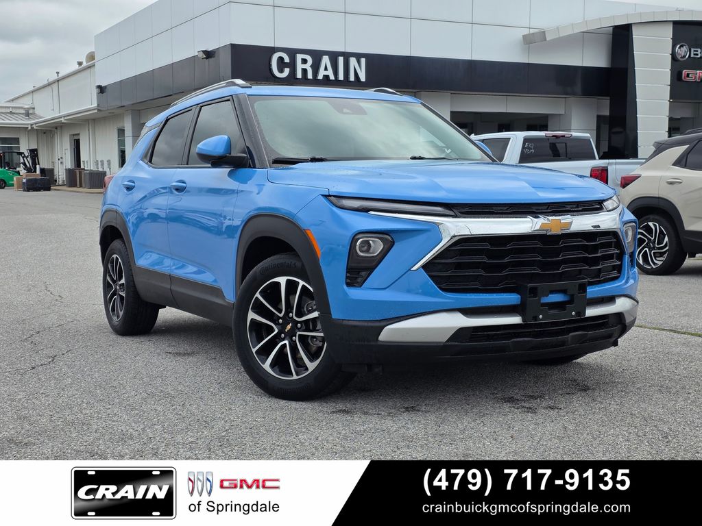 Blue 2024 Chevrolet Trailblazer SUV / Crossover Front-Wheel Drive Continuously Variable Transmission