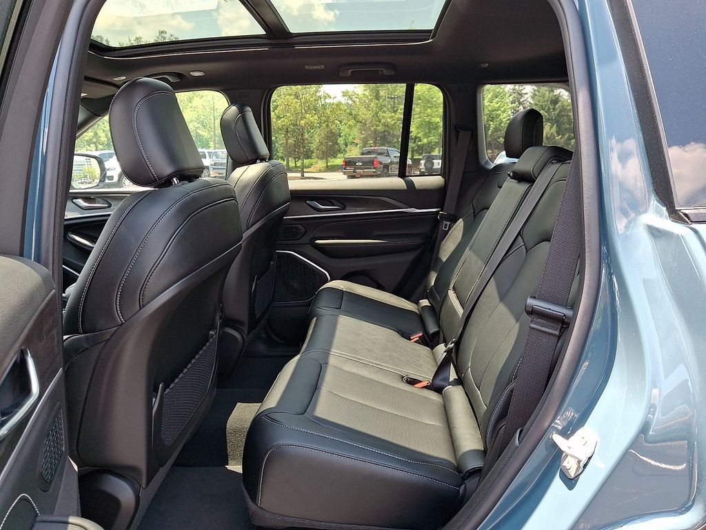 New 2026 Jeep Grand Cherokee SUV