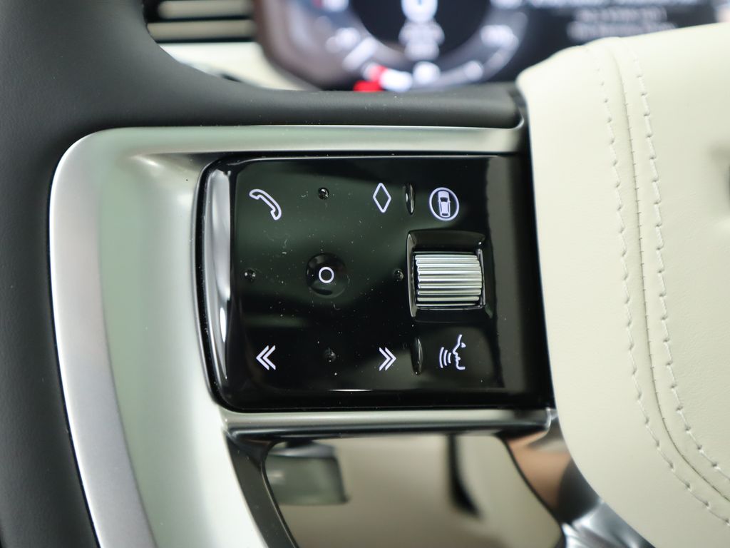 Thumbnail: 2025 Land Rover Range Rover - 11