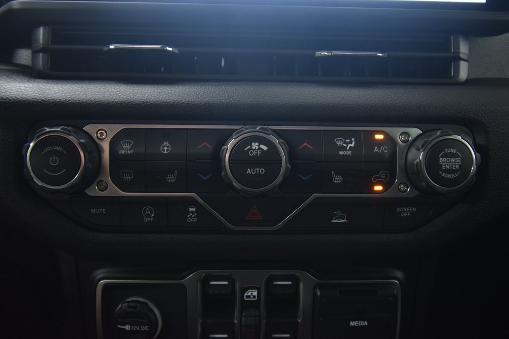 new 2026 Jeep Wrangler car, priced at $53,972