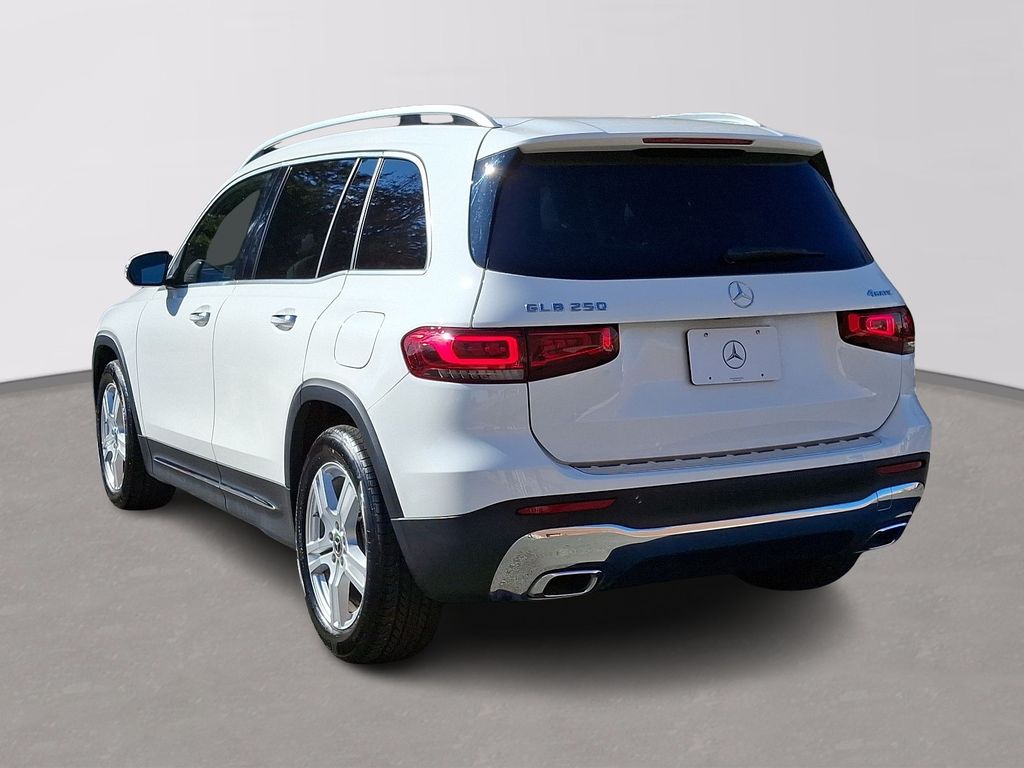 2023 Mercedes-Benz GLB 250 6