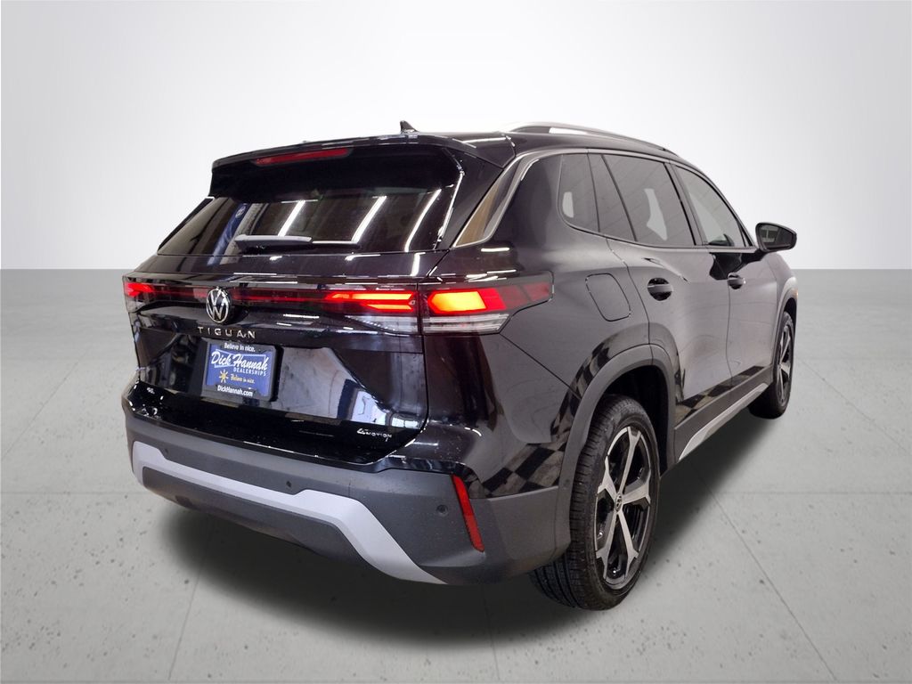 2025 Volkswagen Tiguan 2.0T SE