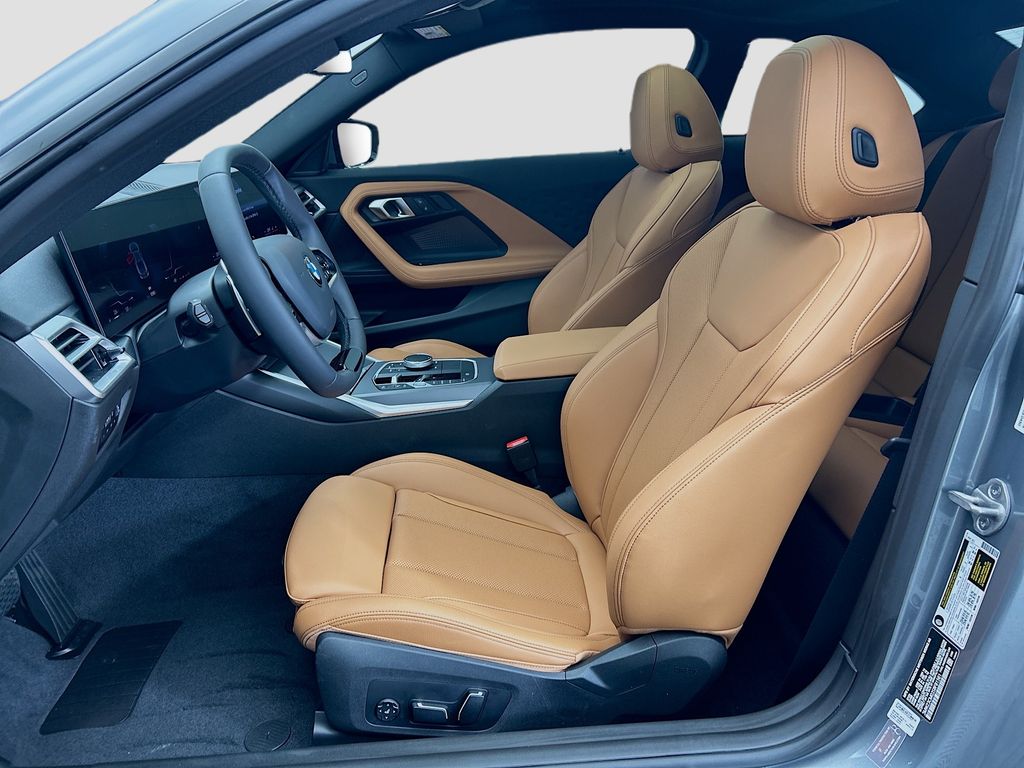 Thumbnail: 2025 BMW 2 Series - 18