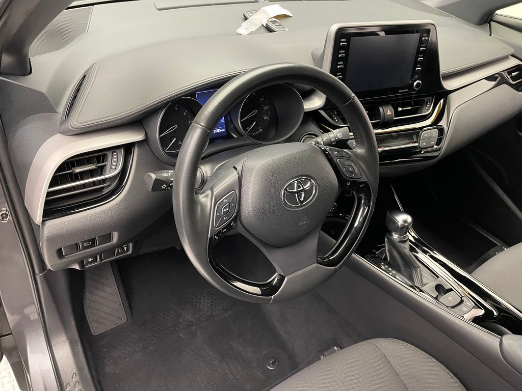Thumbnail: 2022 Toyota C-HR - 11