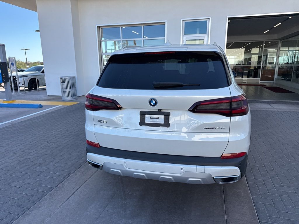 Thumbnail: 2022 BMW X5 - 6