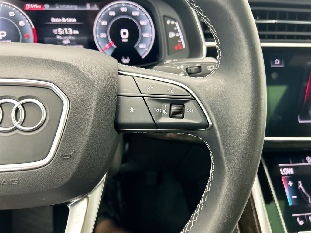 Thumbnail: 2025 Audi Q8 - 12