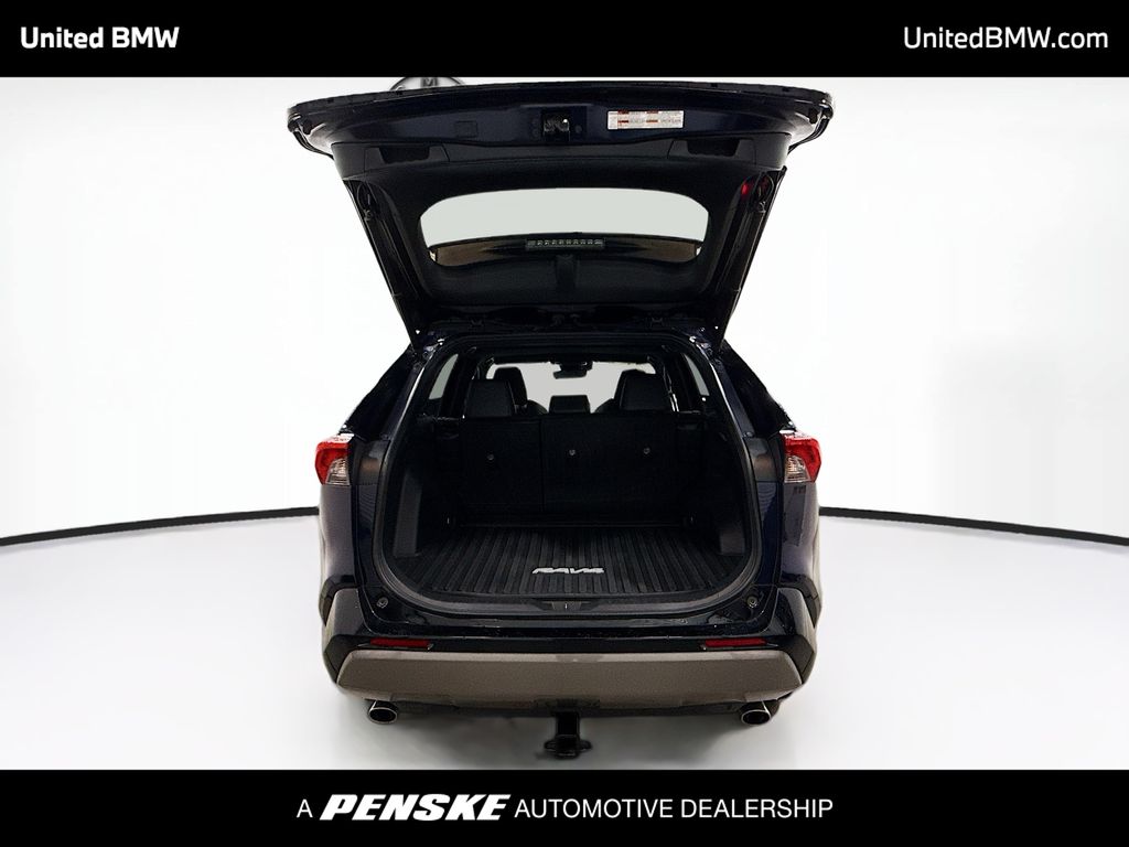 Thumbnail: 2020 Toyota RAV4 - 13