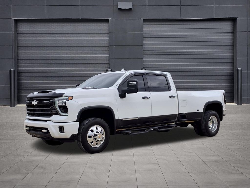  2024 Chevrolet Silverado 3500HD High Country Crew Cab 4WD   