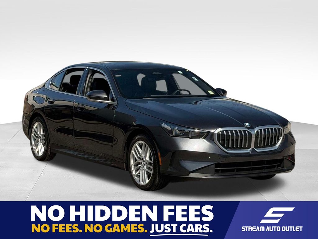 Gray (Dark Graphite Metallic) 2025 BMW 5 Series Sedan Rear-Wheel Drive 8-Speed Automatic