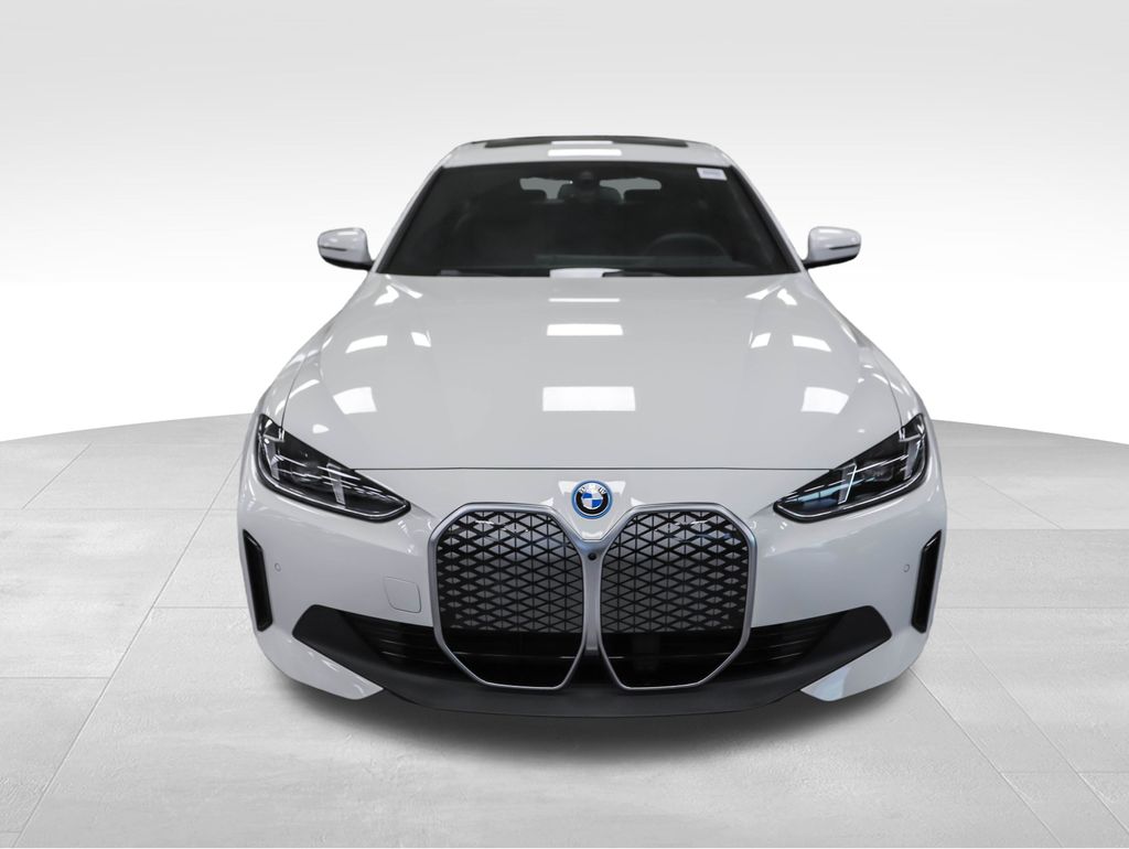 2025 BMW i4 xDrive40 8