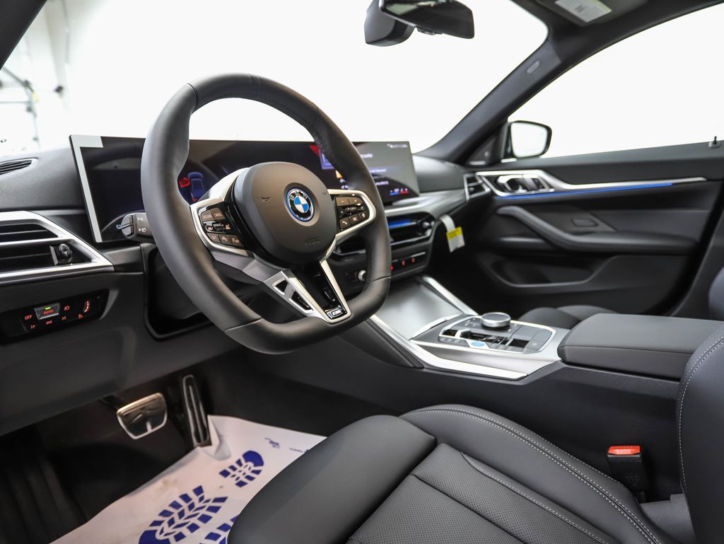 2025 BMW i4 xDrive40 10